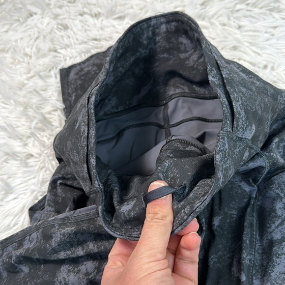 Lululemon Fast & Free 7/8 Tight II *Nulux 25" - Picture 3 of 6